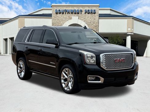 Used 2016 GMC Yukon Denali w/ Open Road Package image 1