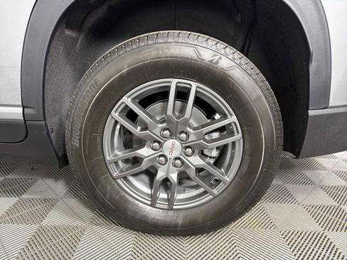 New 2026 GMC Acadia Elevation image 38