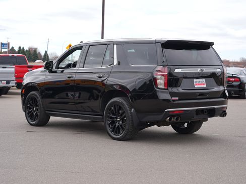 Used 2021 Chevrolet Tahoe High Country w/ Premium Package AWD/4WD image 5