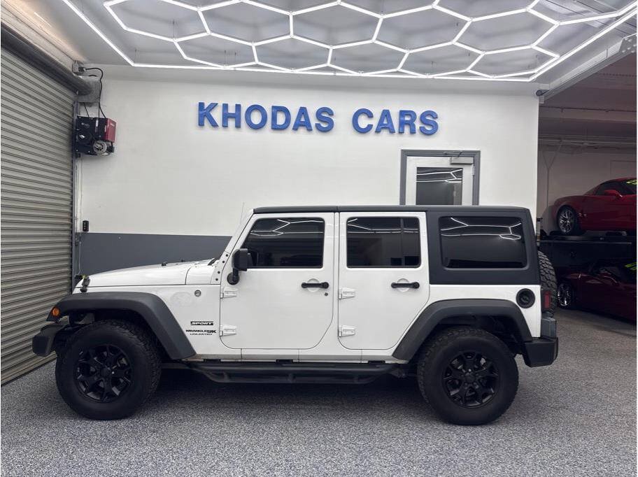 Used 2018 Jeep Wrangler Unlimited Sport S AWD/4WD image 1