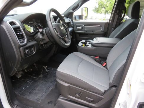 New 2022 RAM 3500 SLT w/ Quick Order Package 2YG SLT image 24