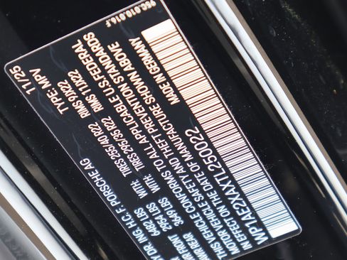 New 2026 Porsche Macan GTS Electric image 28