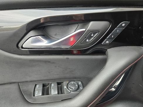 Used 2022 Chevrolet Blazer RS w/ Enhanced Convenience Package FWD image 12
