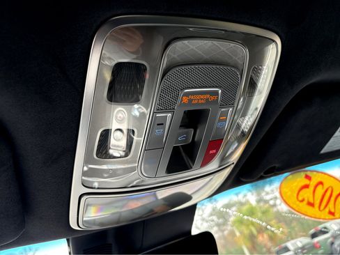 Used 2025 Genesis GV70 3.5T Sport w/ Sport Prestige Package image 39