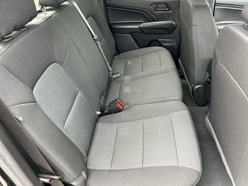 Used 2024 Chevrolet Colorado Trail Boss w/ Technology Package AWD/4WD image 26
