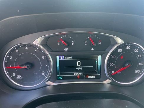 Used 2019 GMC Acadia SLT FWD image 4