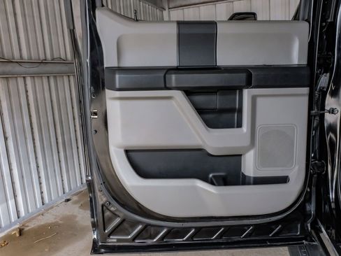Used 2018 Ford F250 XL w/ STX Appearance Package AWD/4WD image 45