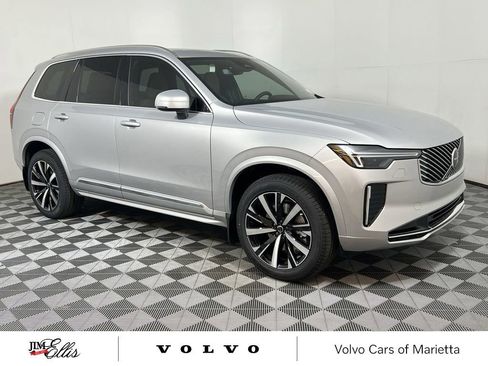 Used 2025 Volvo XC90 B6 Core w/ Climate Package image 2