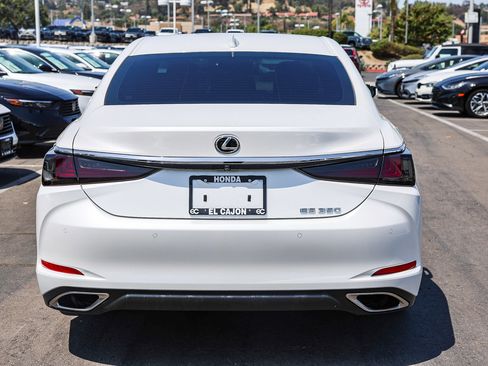 Used 2020 Lexus ES 350 w/ Premium Package FWD image 24