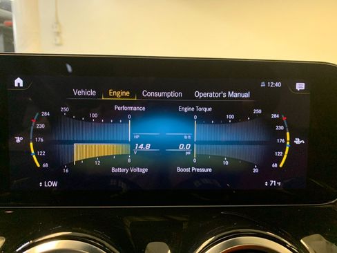 Used 2023 Mercedes-Benz GLB 250 4MATIC w/ AMG Line image 29