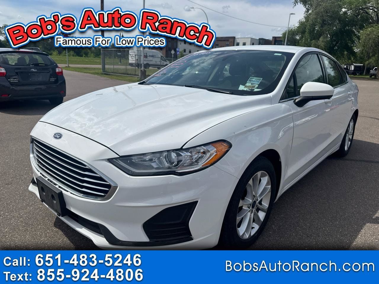 Used 2019 Ford Fusion SE FWD image 1