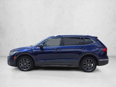Used 2022 Volkswagen Tiguan SE FWD image 8