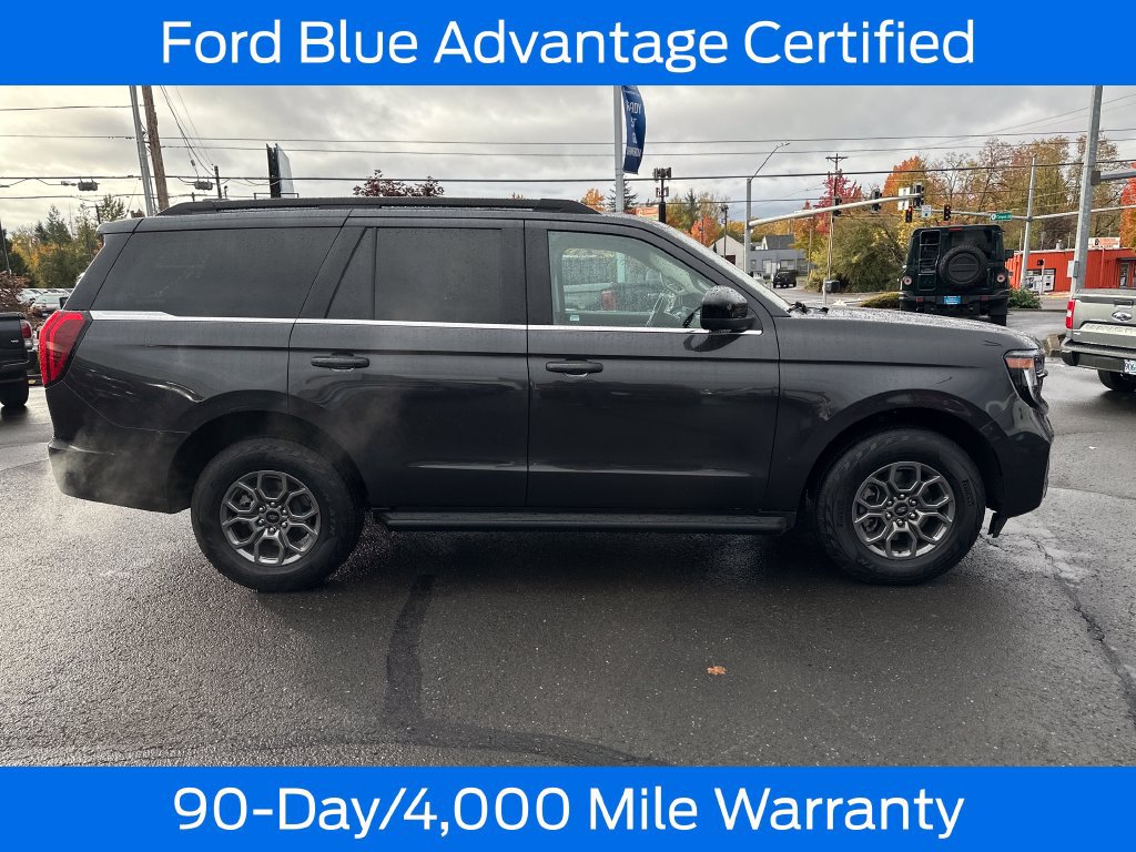 Certified 2025 Ford Expedition Active AWD/4WD image 9