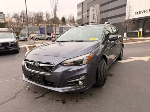 Used 2017 Subaru Impreza 2.0i Limited w/ Moonroof/BSD & Rcta/Eyesight image 9