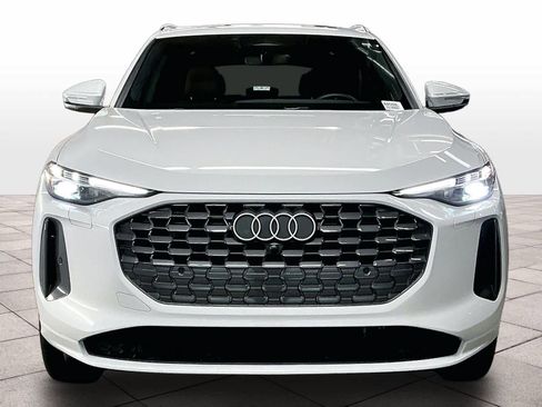 Certified 2025 Audi Q5 Premium Plus w/ Premium Plus image 3