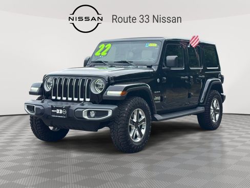 Used 2022 Jeep Wrangler Unlimited Sahara w/ LED Lighting Group AWD/4WD image 2
