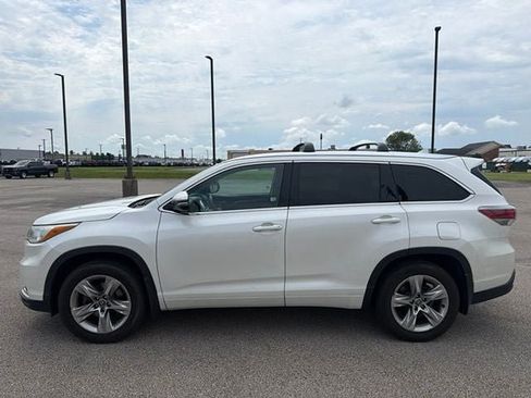 Used 2016 Toyota Highlander Limited Platinum AWD/4WD image 3