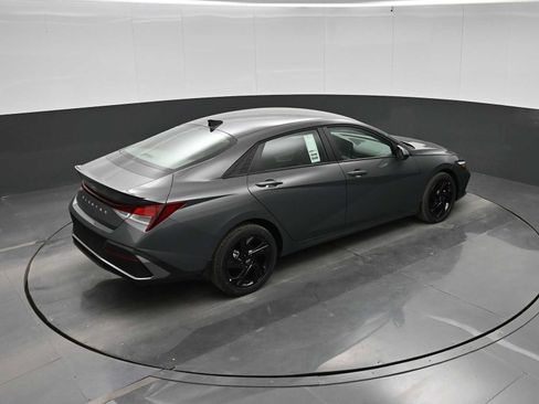 New 2026 Hyundai Elantra Sport FWD image 29