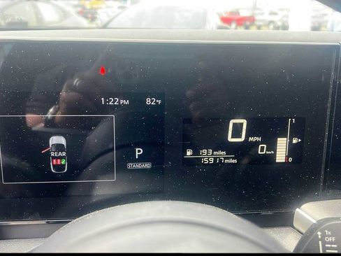 Used 2025 Nissan Kicks S image 3