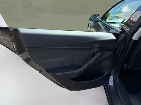 Used 2023 Tesla Model 3 Standard Range RWD image 27