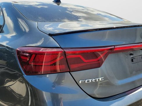 Used 2021 Kia Forte GT-Line w/ GT-Line Premium Package FWD image 12