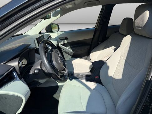 Used 2022 Toyota Corolla Cross LE FWD image 10