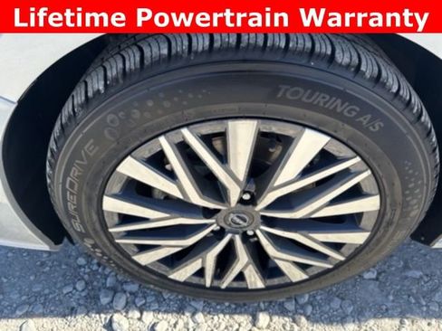 Used 2024 Nissan Altima 2.5 SV image 25