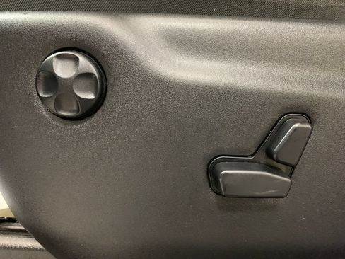 Used 2018 Dodge Durango GT AWD/4WD image 18