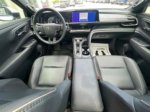 Certified 2023 Toyota Crown w/ Advanced Technology Package AWD/4WD image 18