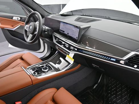 New 2027 BMW X7 M60i AWD/4WD image 20