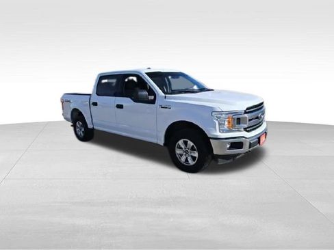 Used 2020 Ford F150 XLT image 2
