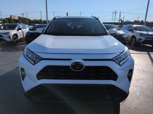 Used 2021 Toyota RAV4 XLE AWD/4WD image 8