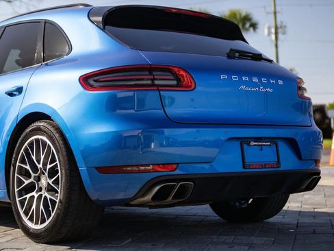 Used 2015 Porsche Macan Turbo AWD/4WD image 11
