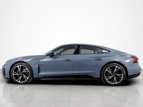 Used 2024 Audi e-tron GT Prestige image 2