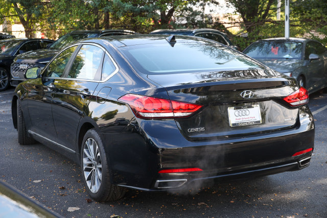 Used 2015 Hyundai Genesis 3.8 w/ Option Group 03 AWD/4WD image 30