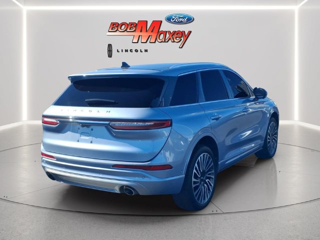 Used 2022 Lincoln Corsair Reserve w/ Equipment Group 201A AWD/4WD image 4