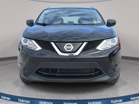 Used 2019 Nissan Rogue Sport SV image 3