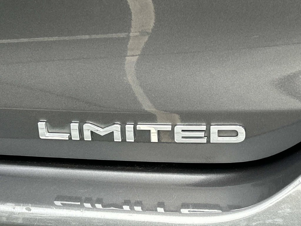 Used 2023 Toyota Highlander Limited AWD/4WD image 12