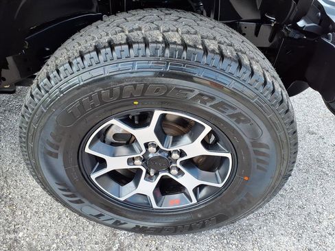 Used 2022 Jeep Wrangler Unlimited Rubicon w/ Cold Weather Group image 9