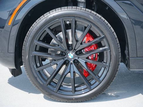 New 2026 BMW X6 xDrive40i w/ Premium Package AWD/4WD image 5