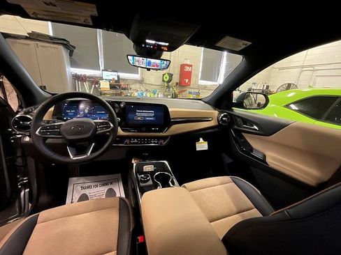 New 2026 Chevrolet Equinox ACTIV w/ Convenience Package III image 3