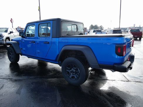 Used 2023 Jeep Gladiator Sport w/ Trailer Tow Package image 7