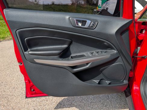 Used 2019 Ford EcoSport Titanium image 33