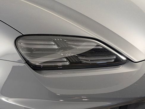 New 2026 Porsche Macan Turbo Electric image 11