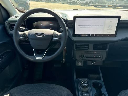 New 2025 Ford Maverick XL image 17