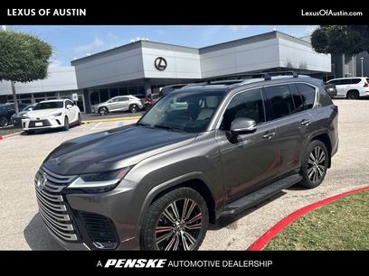 Used 2022 Lexus LX 600 4WD w/ Accessory Package (Z1)