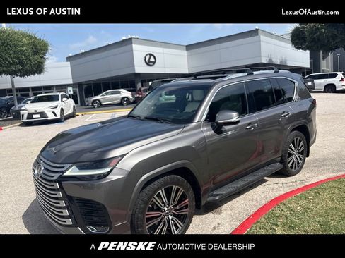Used 2022 Lexus LX 600 4WD w/ Accessory Package (Z1) image 1