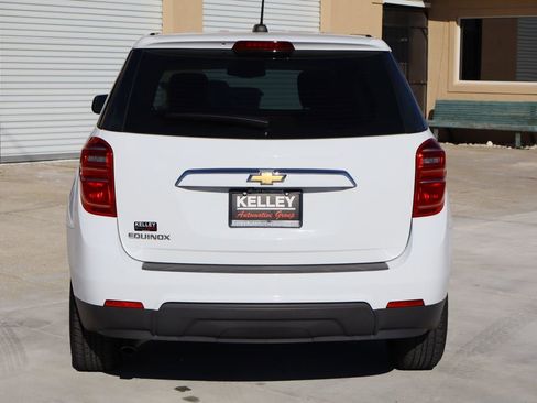 Used 2017 Chevrolet Equinox LS image 7