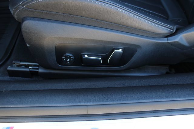 Used 2025 BMW 430i xDrive Coupe w/ M Sport Package AWD/4WD image 3