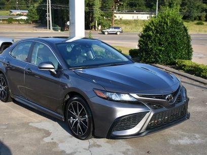 Used 2024 Toyota Camry SE